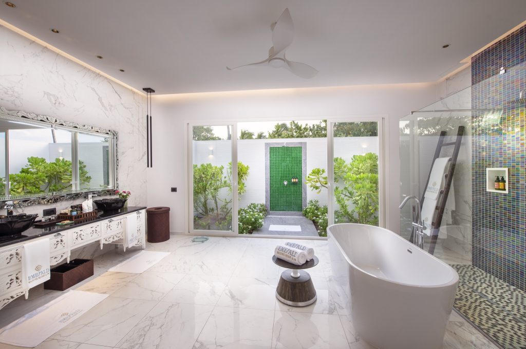 Jacuzzi Beach Villa – Emerald Maldives Resort & Spa
